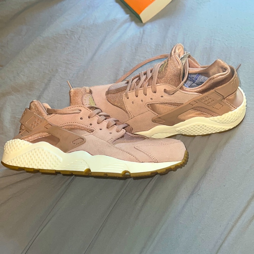 Nike Air Hurrache Women